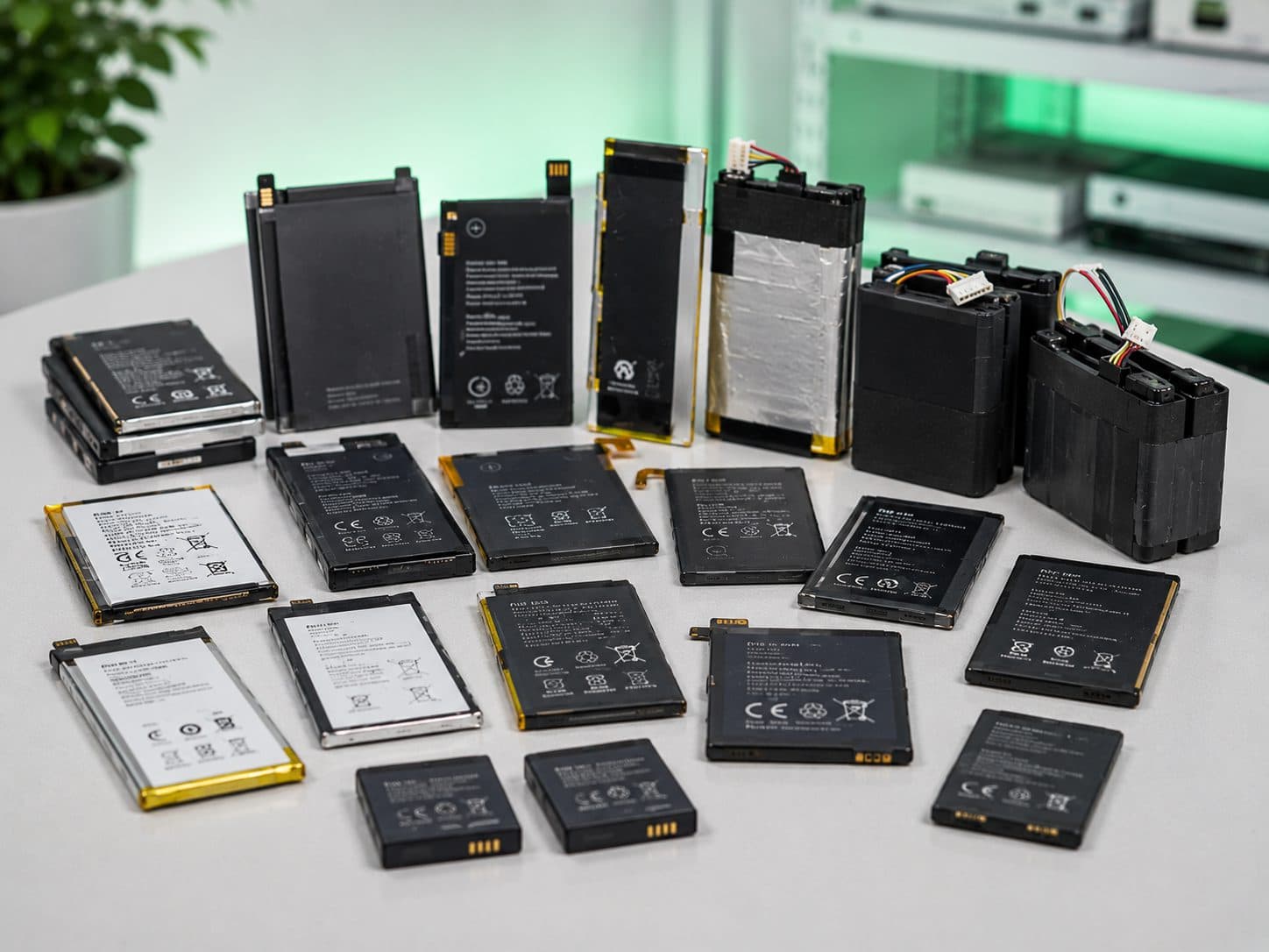 Mobile Phone Battery Scrap buyer and procurement